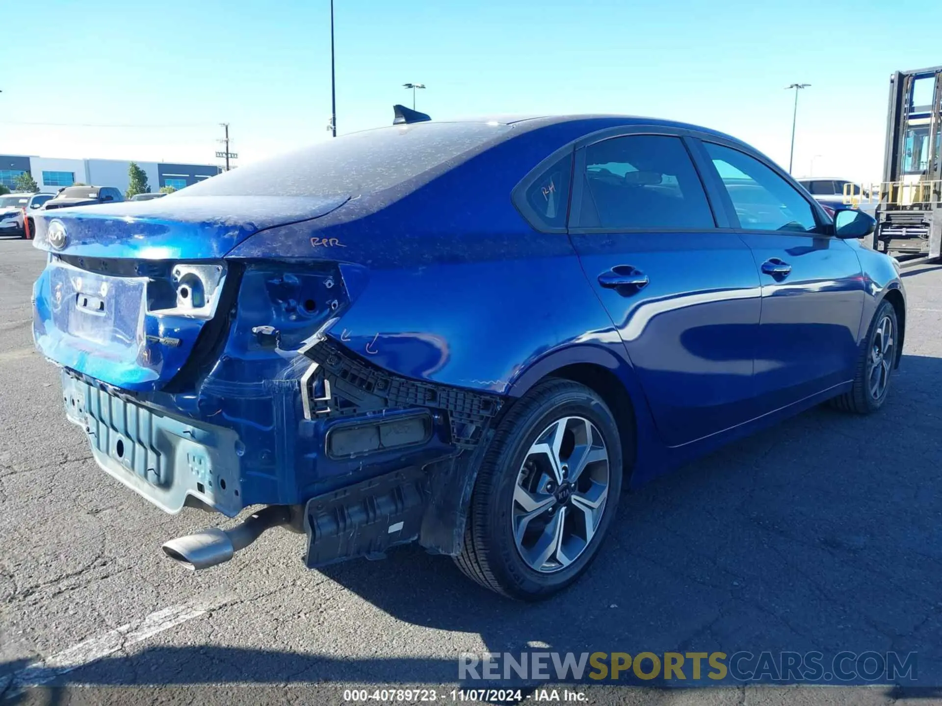 4 Photograph of a damaged car 3KPF24AD5ME386084 KIA FORTE 2021