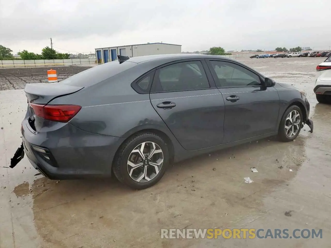 3 Photograph of a damaged car 3KPF24AD5ME386912 KIA FORTE 2021