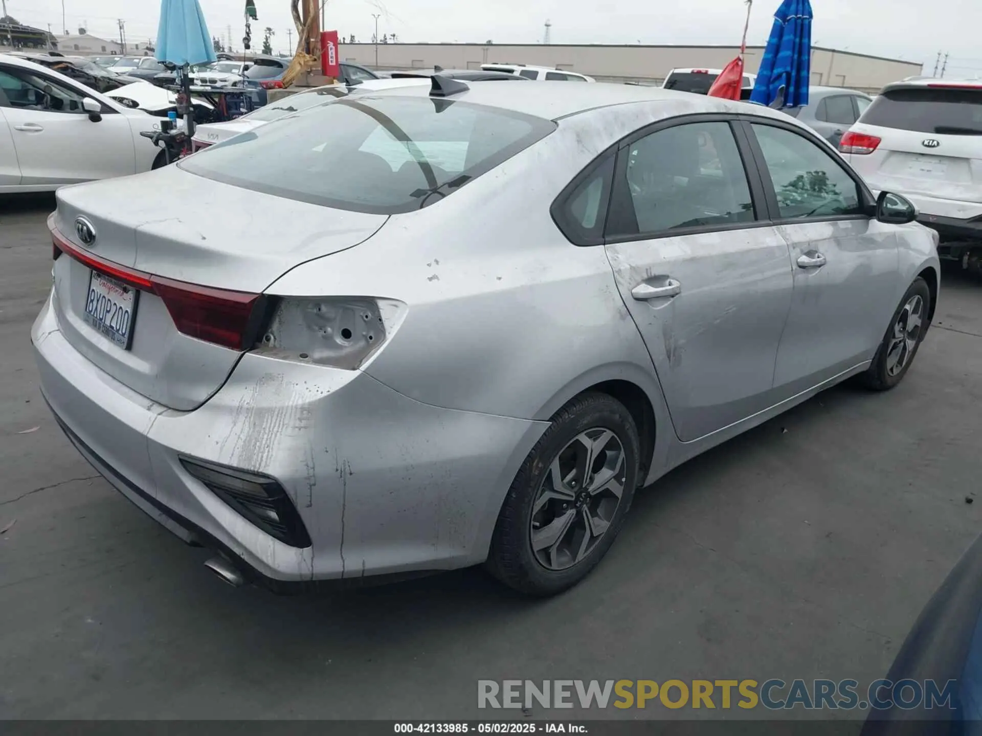 4 Photograph of a damaged car 3KPF24AD5ME387610 KIA FORTE 2021