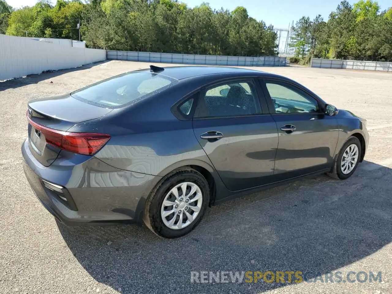 3 Photograph of a damaged car 3KPF24AD5ME401036 KIA FORTE 2021