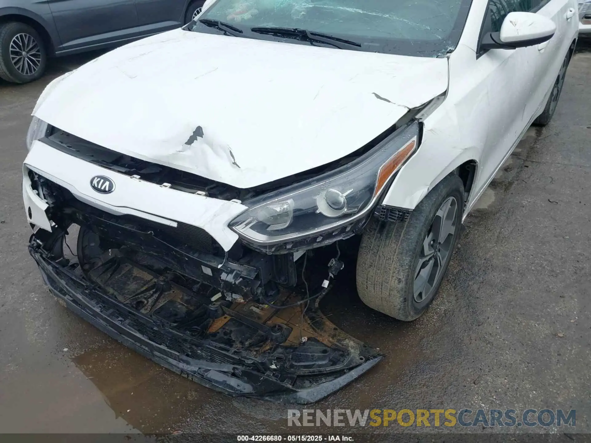 6 Photograph of a damaged car 3KPF24AD5ME405958 KIA FORTE 2021