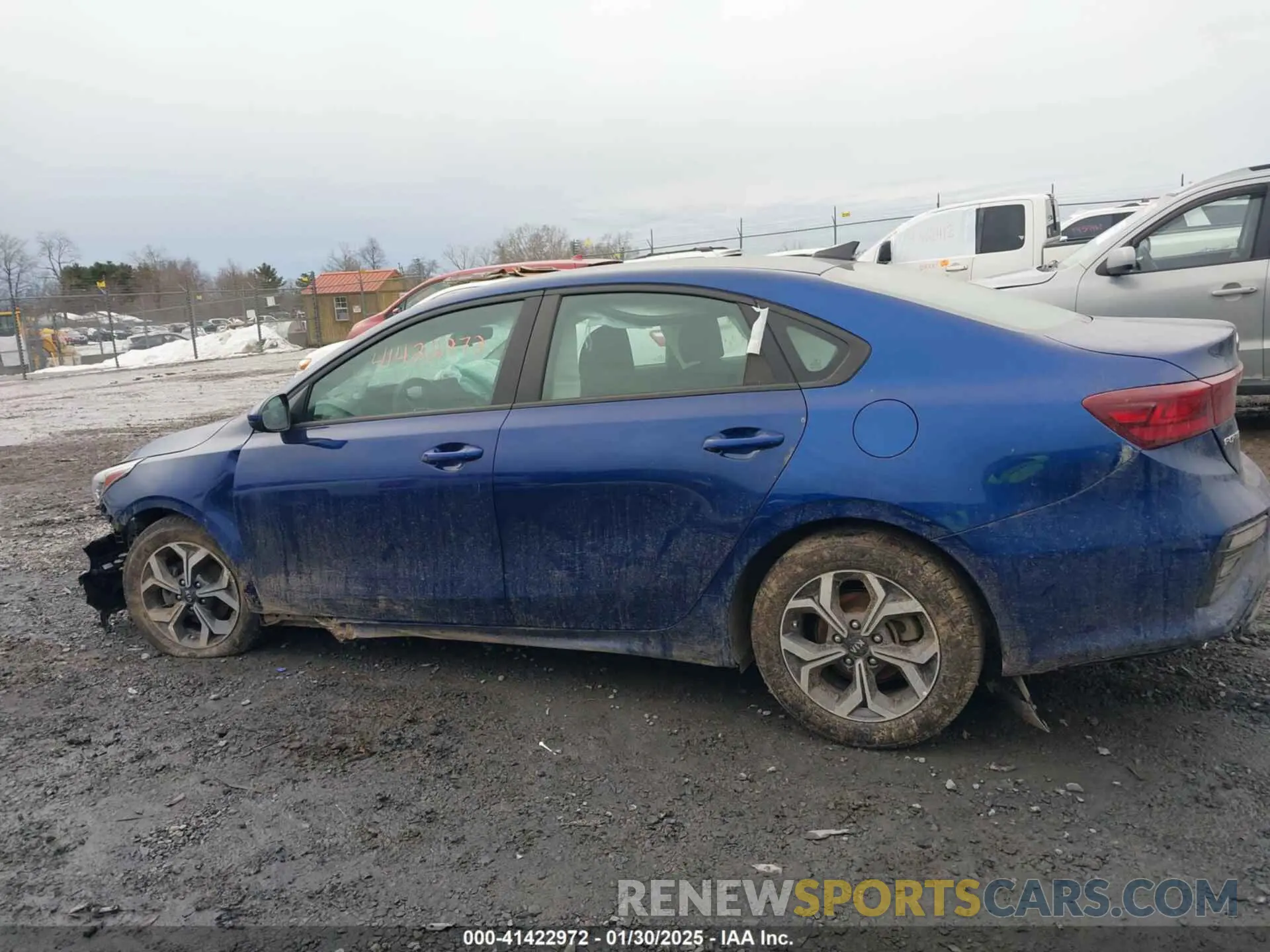 14 Photograph of a damaged car 3KPF24AD6ME267542 KIA FORTE 2021