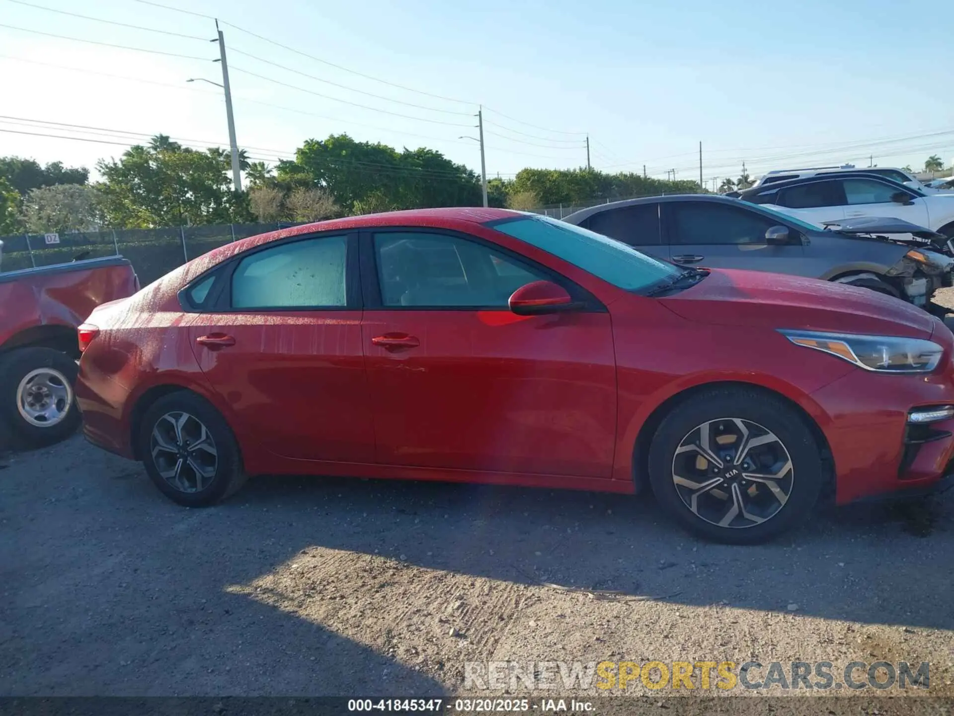 13 Photograph of a damaged car 3KPF24AD6ME285460 KIA FORTE 2021