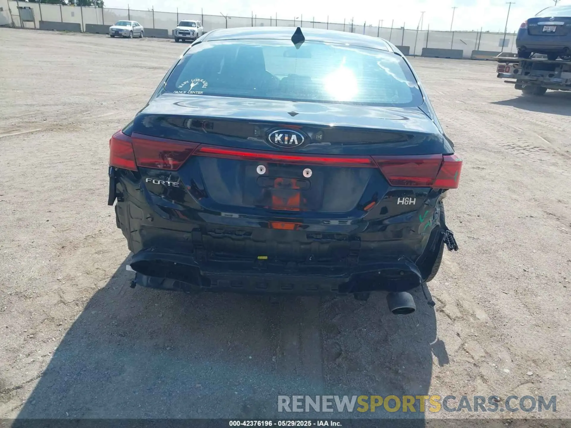 6 Photograph of a damaged car 3KPF24AD6ME287337 KIA FORTE 2021