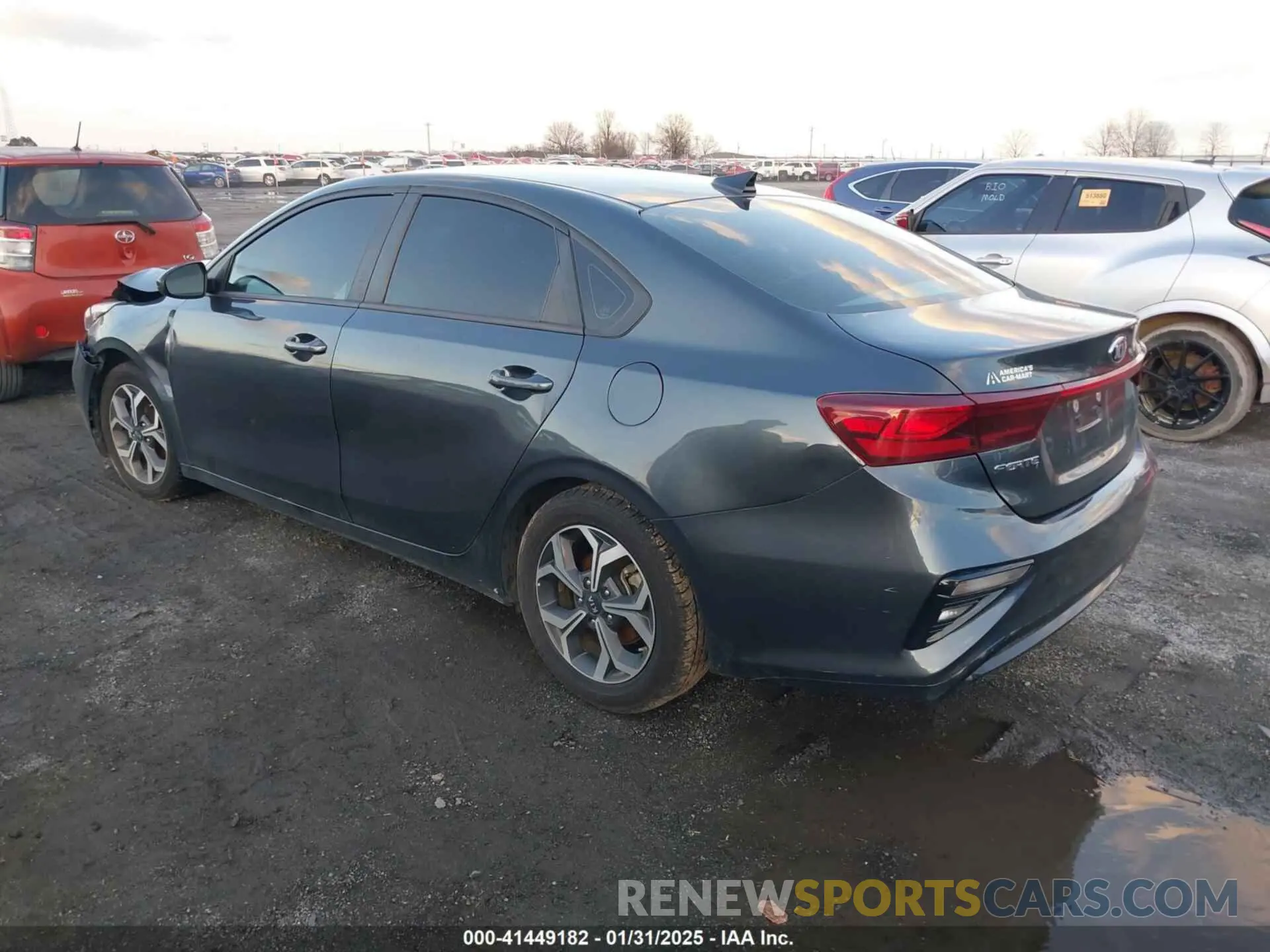 3 Photograph of a damaged car 3KPF24AD6ME315329 KIA FORTE 2021