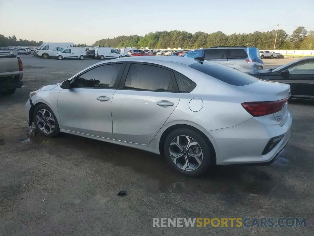 2 Photograph of a damaged car 3KPF24AD6ME319199 KIA FORTE 2021