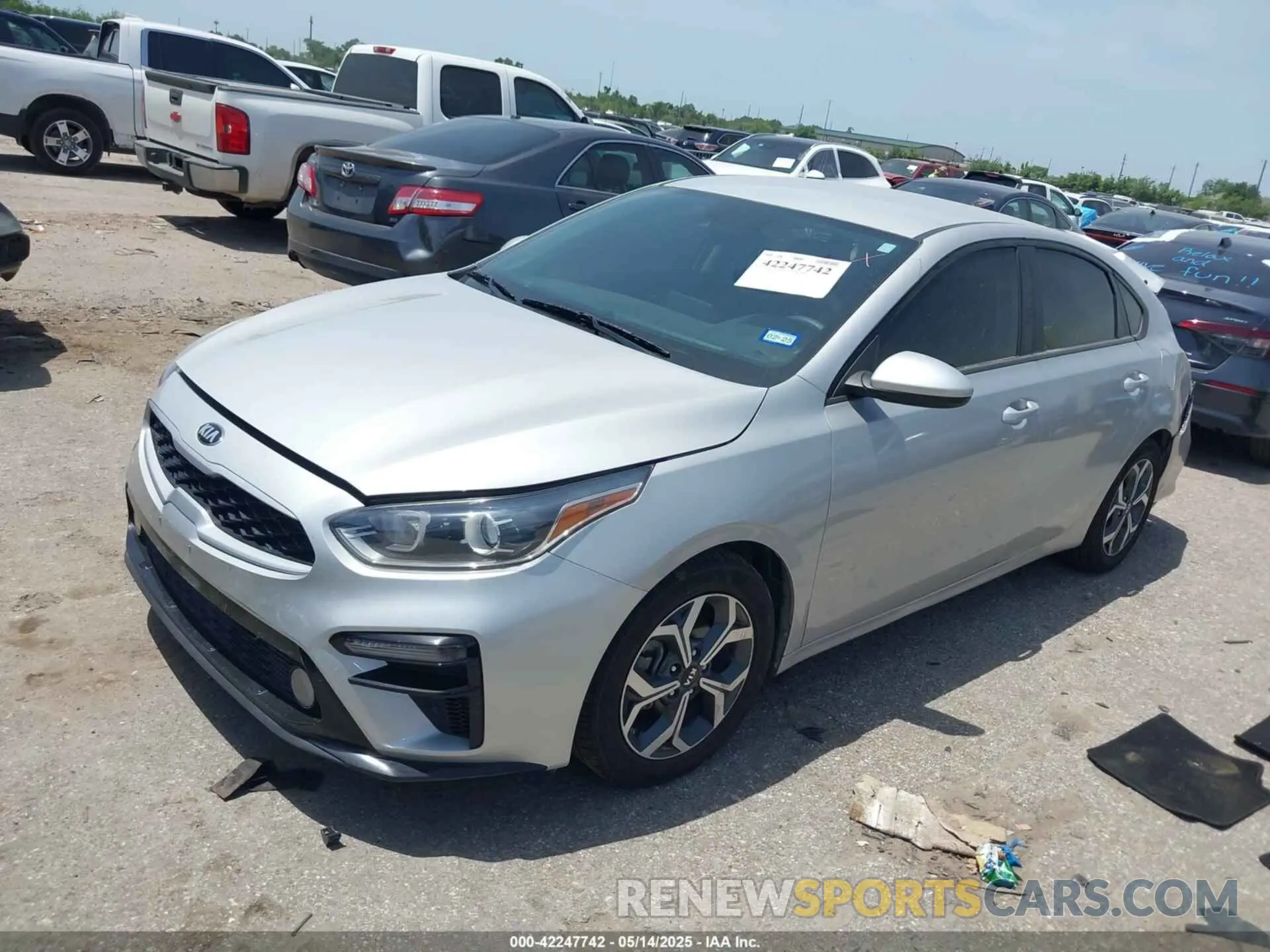 2 Photograph of a damaged car 3KPF24AD6ME333779 KIA FORTE 2021