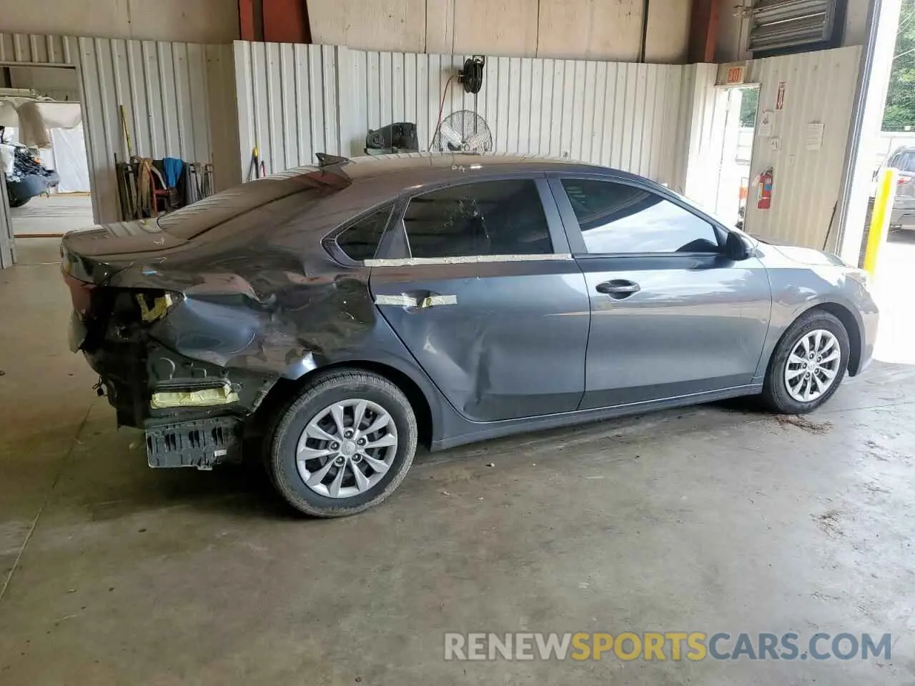3 Photograph of a damaged car 3KPF24AD6ME344006 KIA FORTE 2021