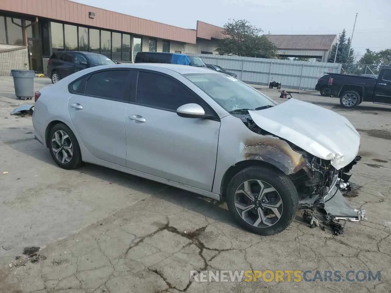 4 Photograph of a damaged car 3KPF24AD6ME346709 KIA FORTE 2021