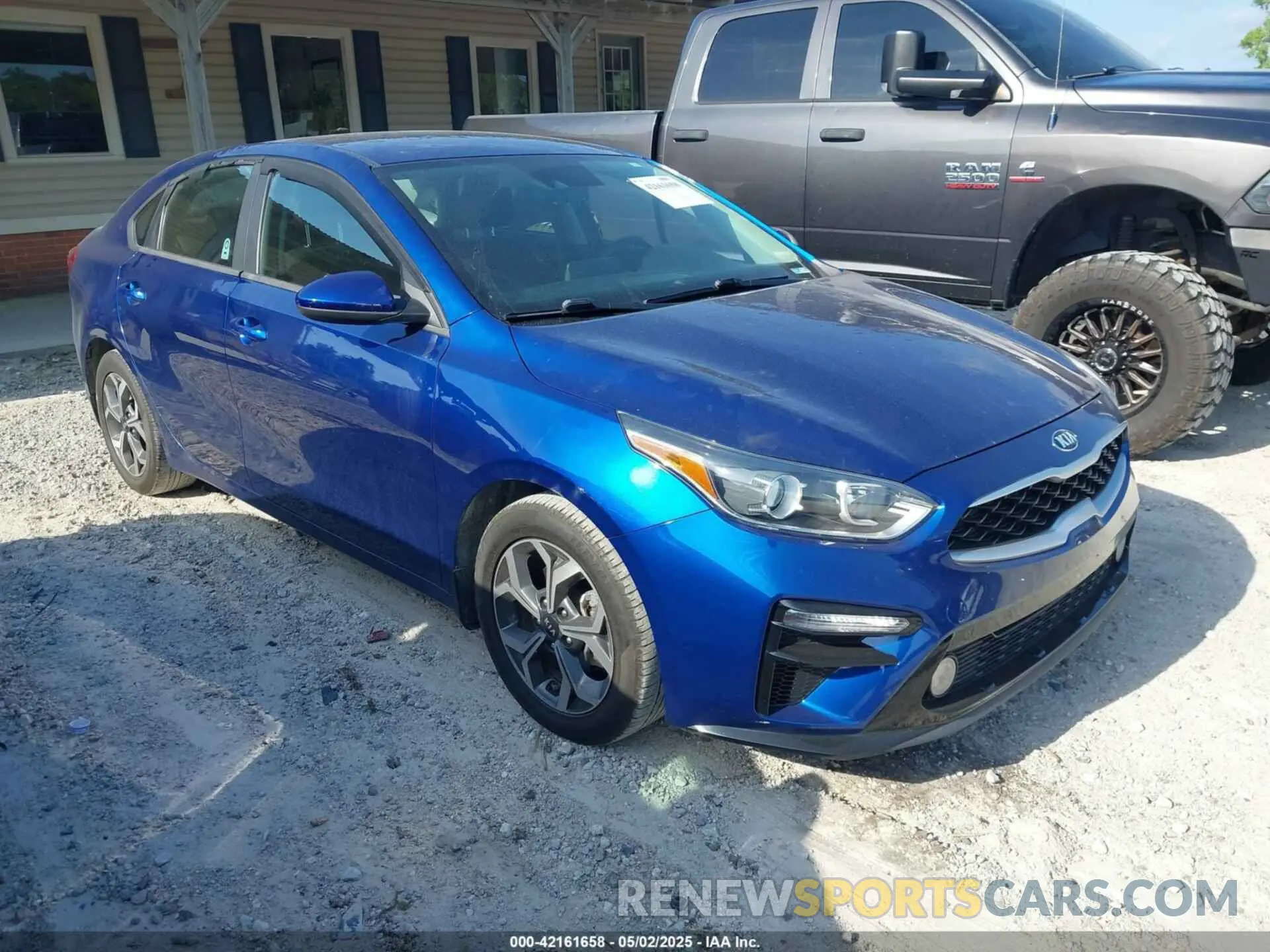 1 Photograph of a damaged car 3KPF24AD6ME359587 KIA FORTE 2021