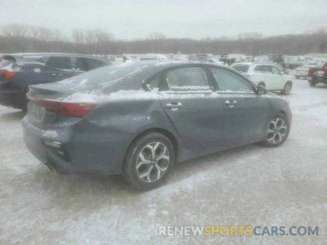 3 Photograph of a damaged car 3KPF24AD6ME366488 KIA FORTE 2021