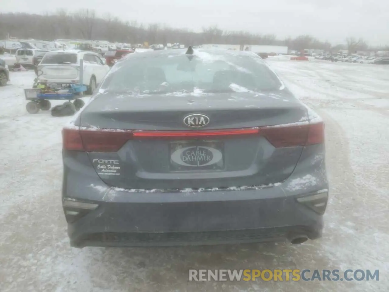 6 Photograph of a damaged car 3KPF24AD6ME366488 KIA FORTE 2021