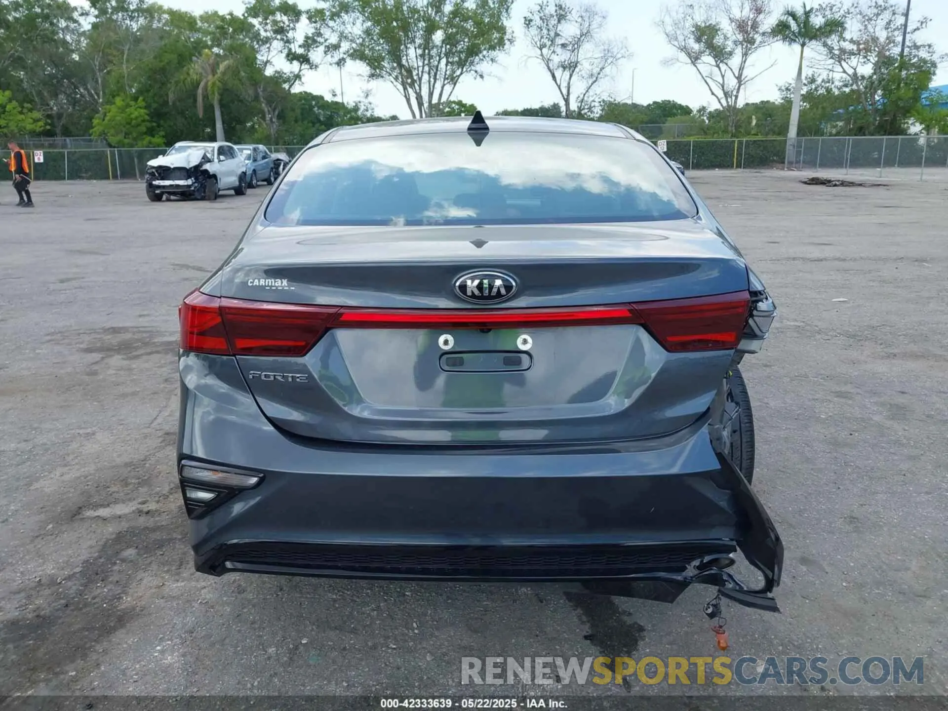 16 Photograph of a damaged car 3KPF24AD6ME371772 KIA FORTE 2021