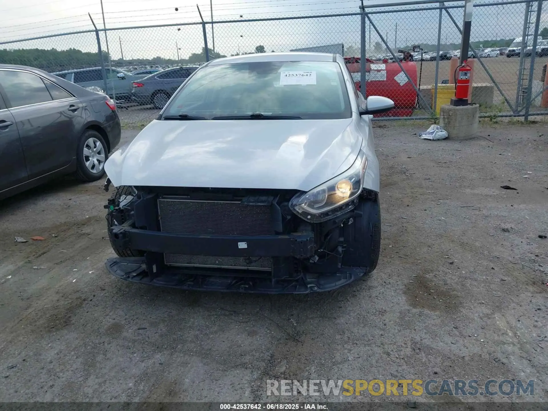 13 Photograph of a damaged car 3KPF24AD6ME377135 KIA FORTE 2021