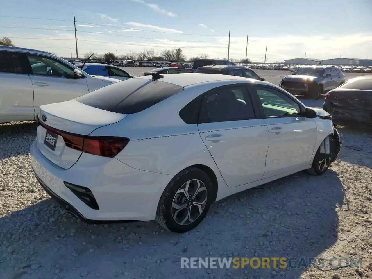 3 Photograph of a damaged car 3KPF24AD6ME394193 KIA FORTE 2021