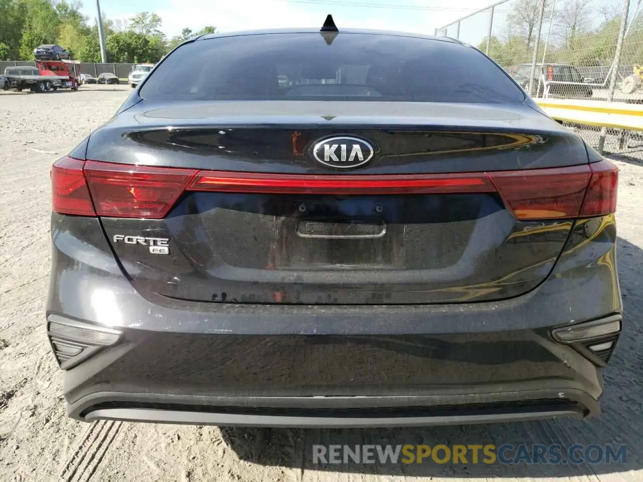 6 Photograph of a damaged car 3KPF24AD6ME401854 KIA FORTE 2021