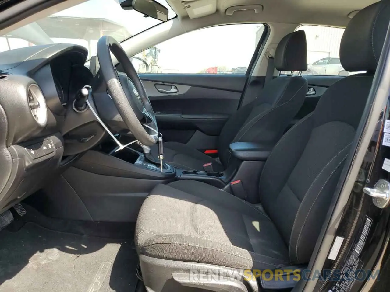 7 Photograph of a damaged car 3KPF24AD7ME262754 KIA FORTE 2021