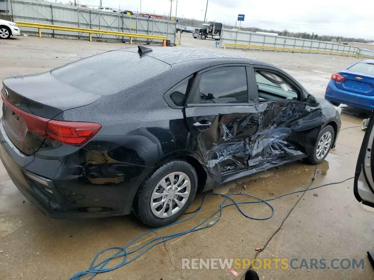 3 Photograph of a damaged car 3KPF24AD7ME265430 KIA FORTE 2021