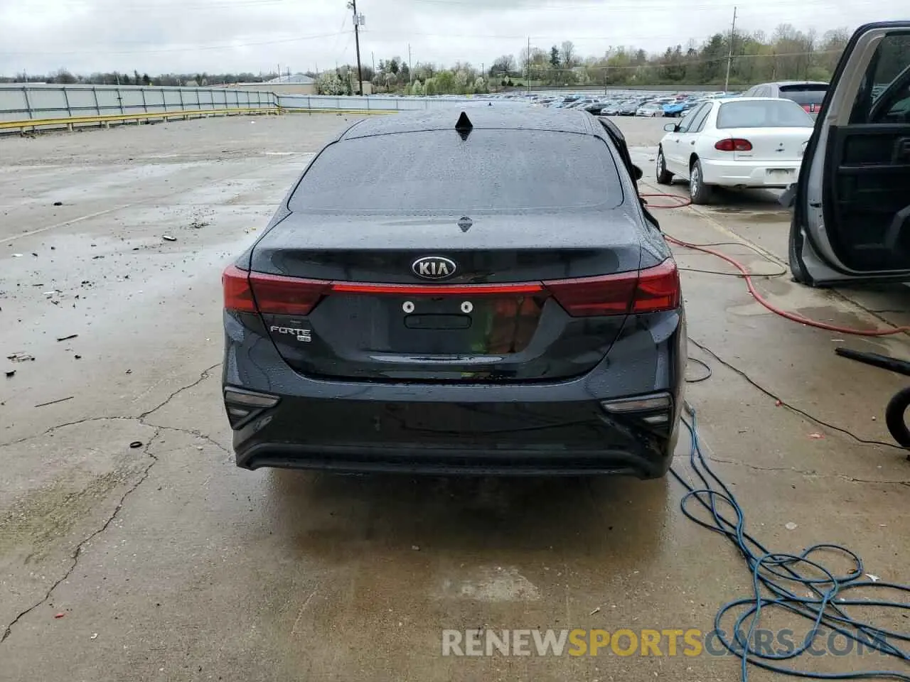 6 Photograph of a damaged car 3KPF24AD7ME265430 KIA FORTE 2021