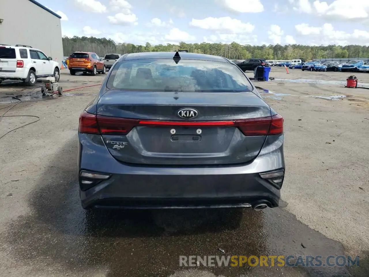 6 Photograph of a damaged car 3KPF24AD7ME265475 KIA FORTE 2021