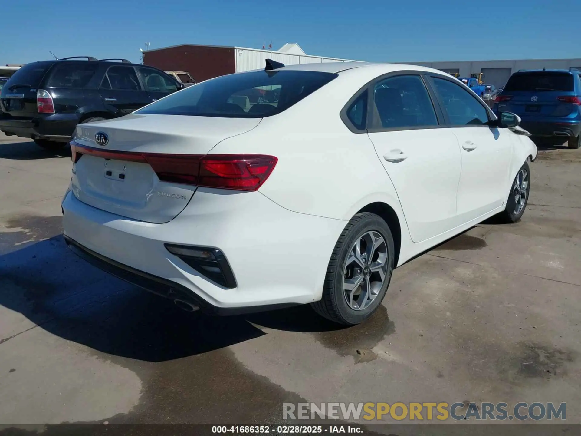 4 Photograph of a damaged car 3KPF24AD7ME267985 KIA FORTE 2021