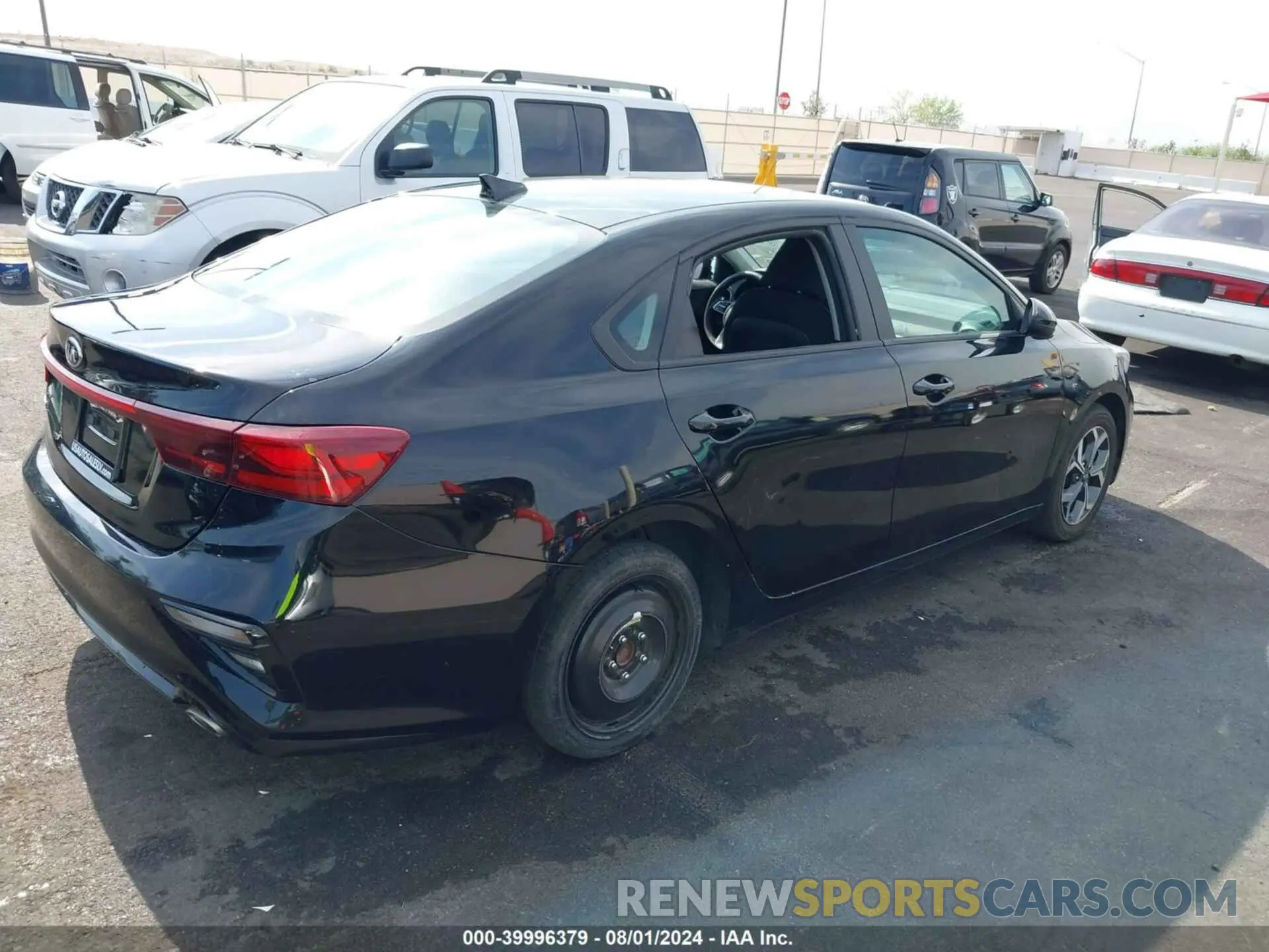 4 Photograph of a damaged car 3KPF24AD7ME269218 KIA FORTE 2021