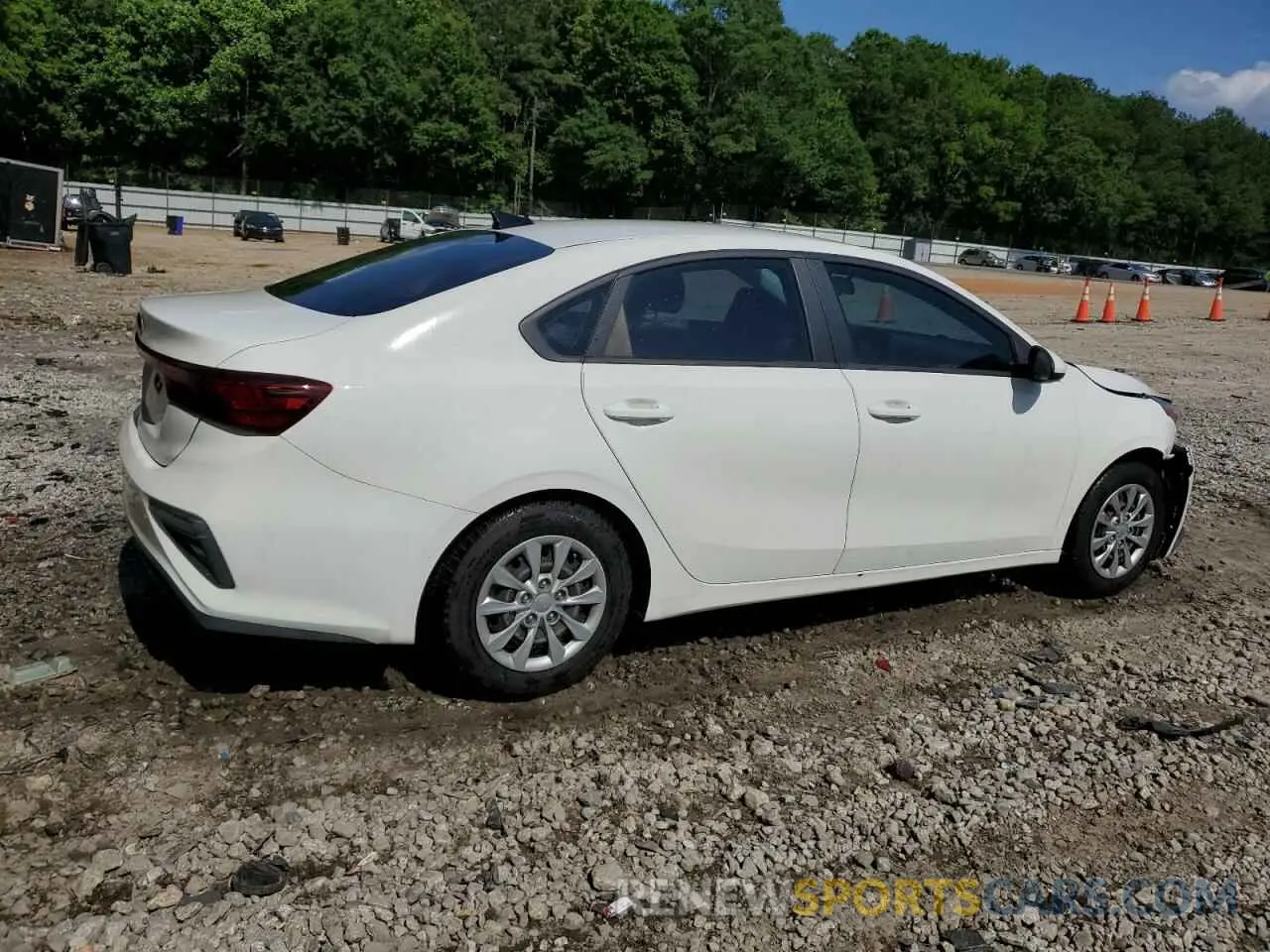 3 Photograph of a damaged car 3KPF24AD7ME276296 KIA FORTE 2021
