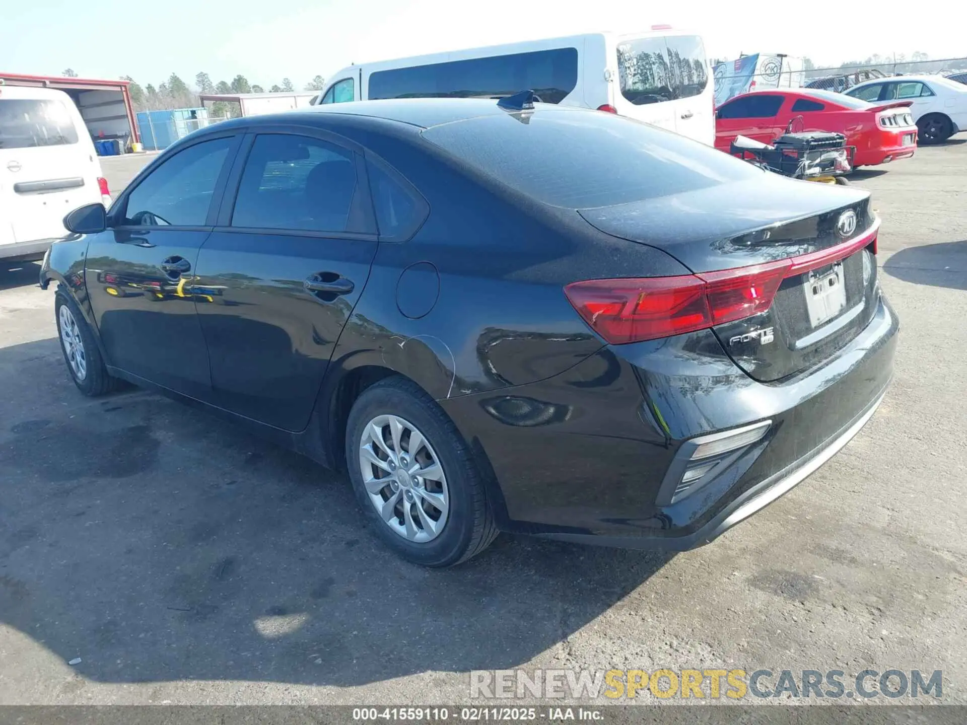 3 Photograph of a damaged car 3KPF24AD7ME289128 KIA FORTE 2021