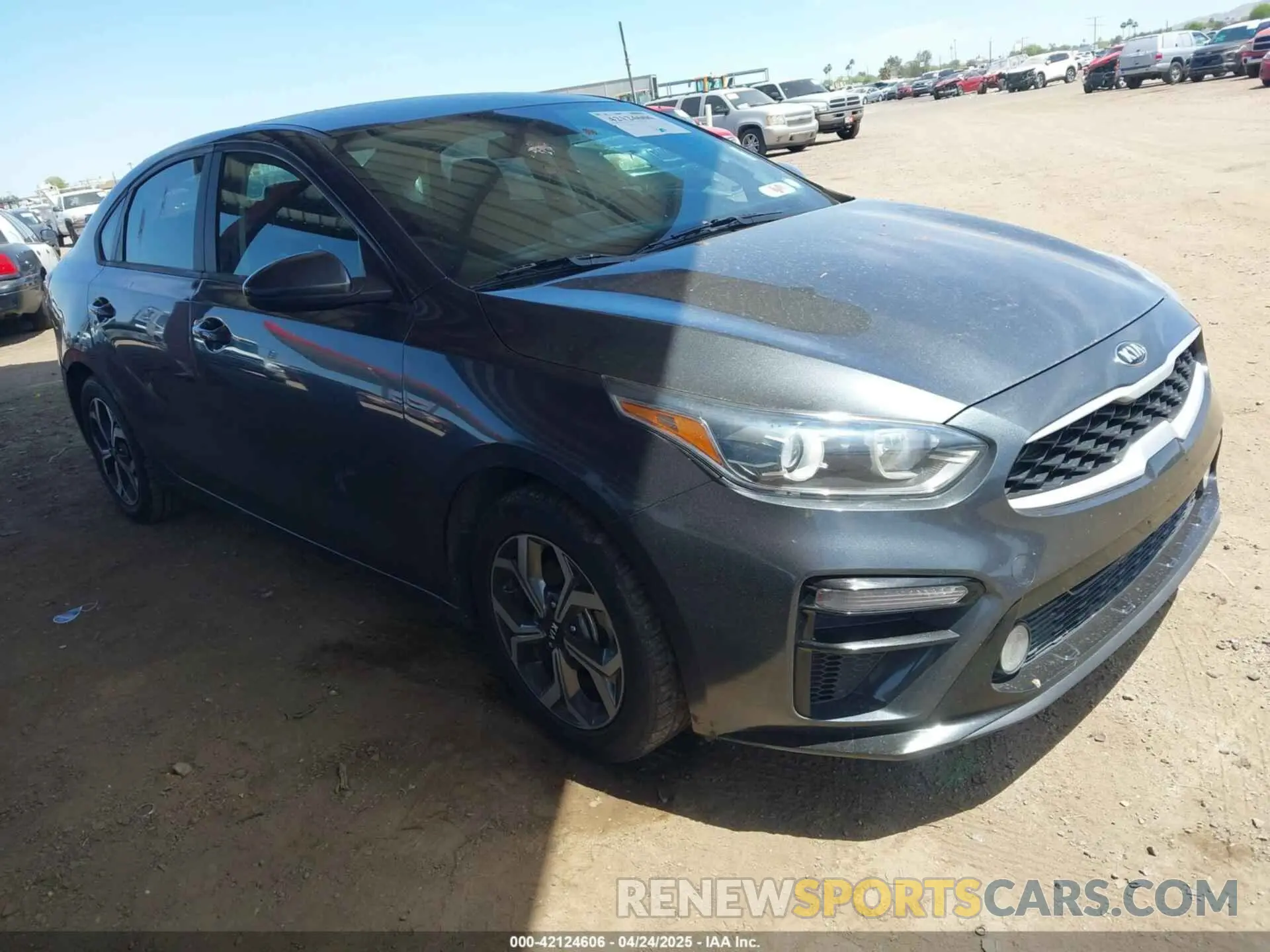 1 Photograph of a damaged car 3KPF24AD7ME294409 KIA FORTE 2021