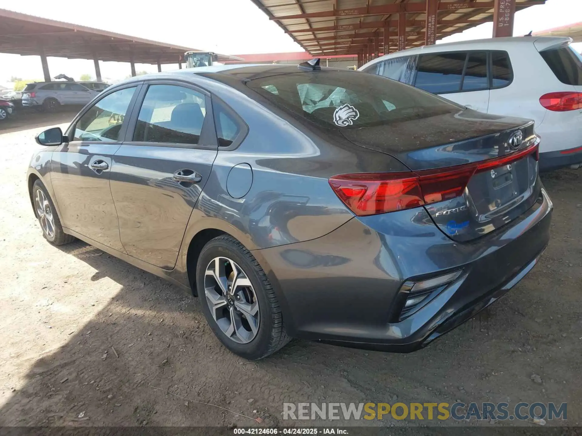 3 Photograph of a damaged car 3KPF24AD7ME294409 KIA FORTE 2021