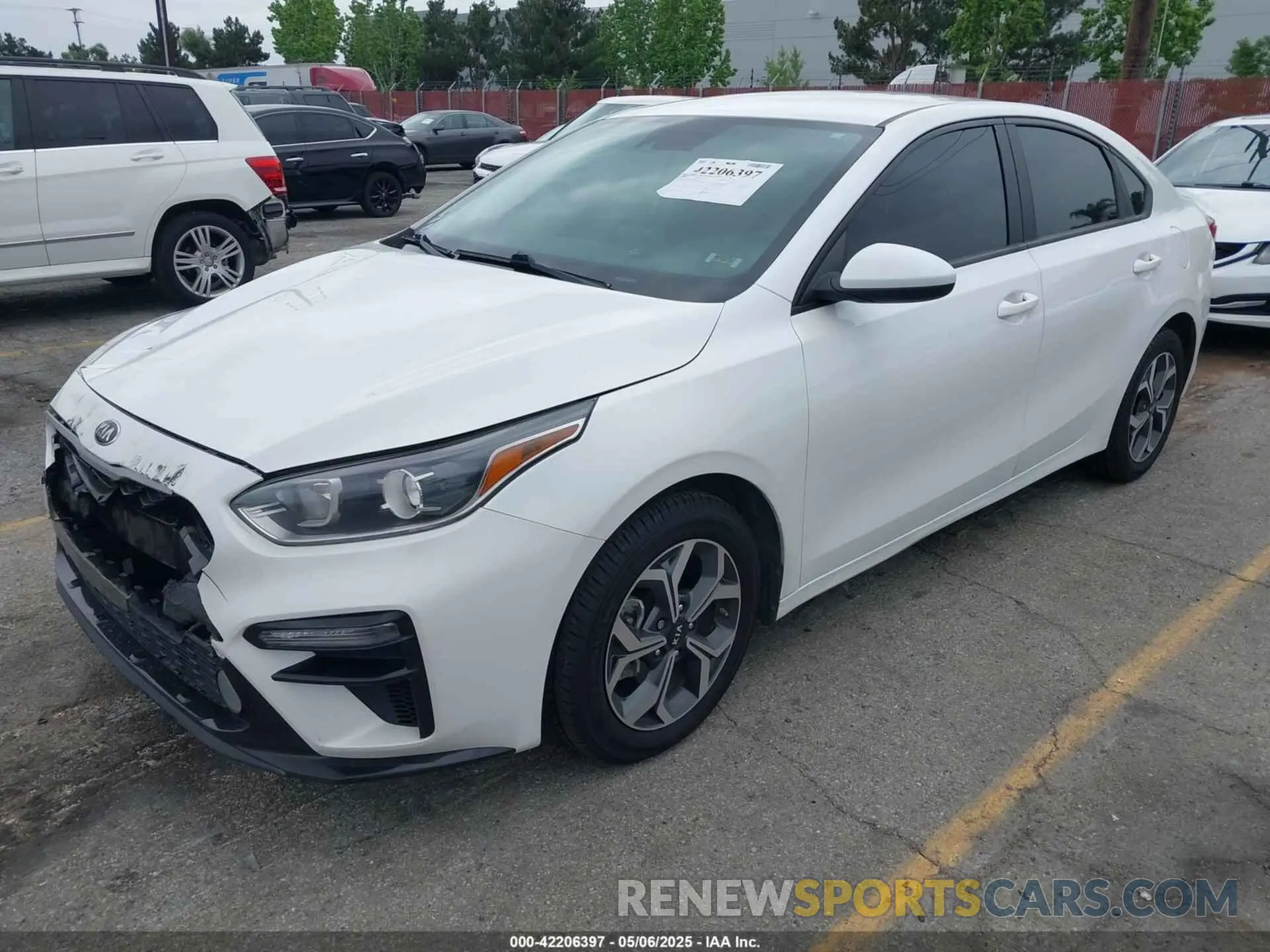 2 Photograph of a damaged car 3KPF24AD7ME305117 KIA FORTE 2021