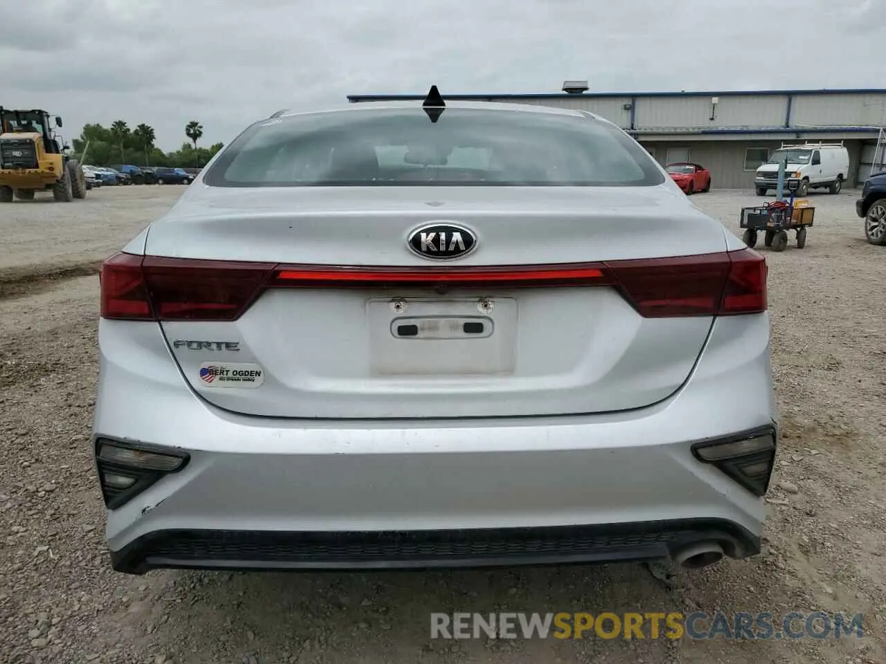 6 Photograph of a damaged car 3KPF24AD7ME306994 KIA FORTE 2021