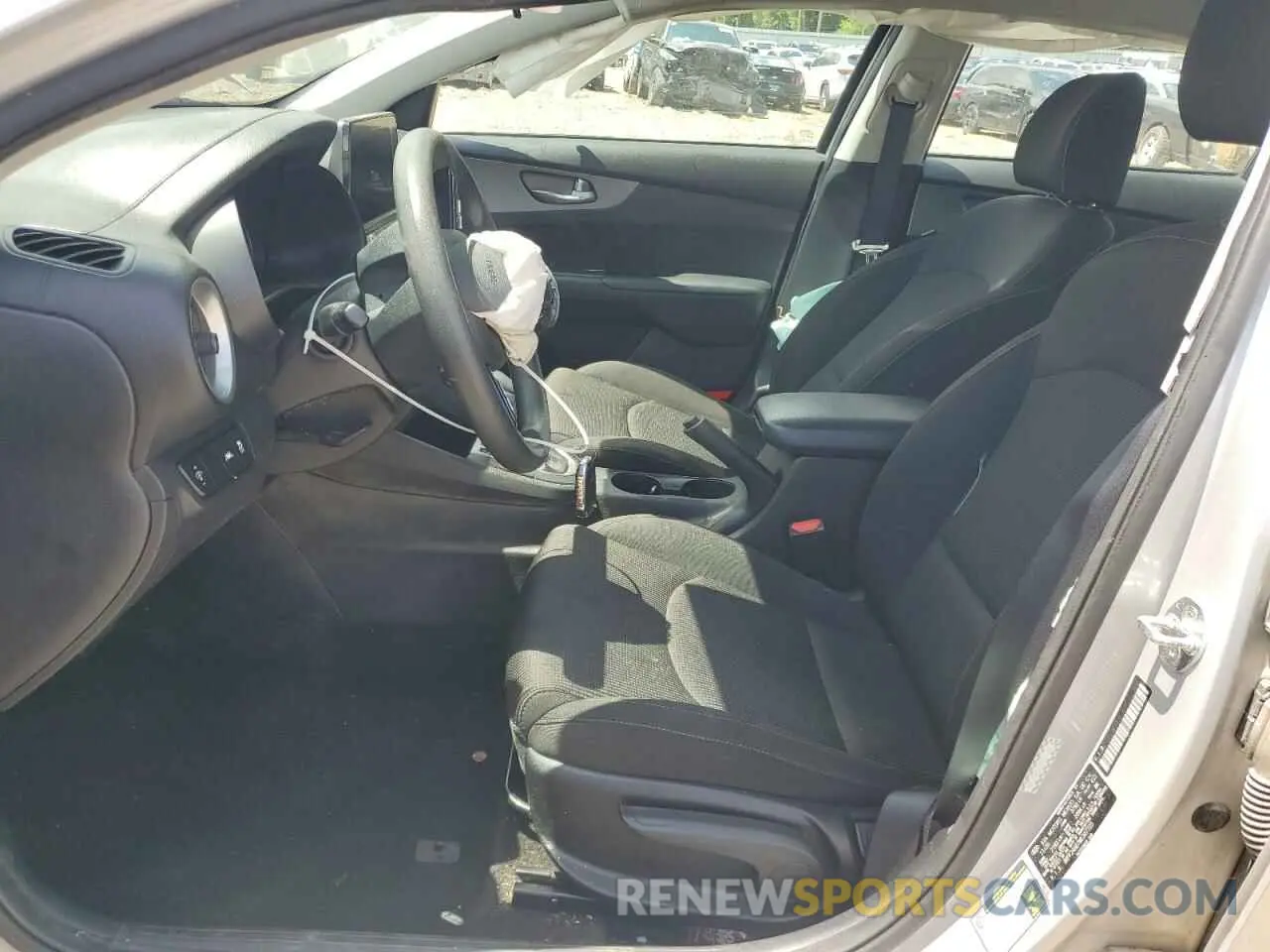 7 Photograph of a damaged car 3KPF24AD7ME307725 KIA FORTE 2021