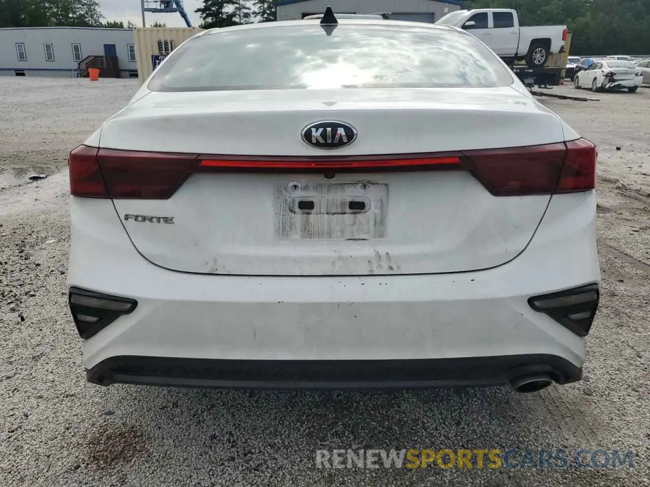 6 Photograph of a damaged car 3KPF24AD7ME312374 KIA FORTE 2021