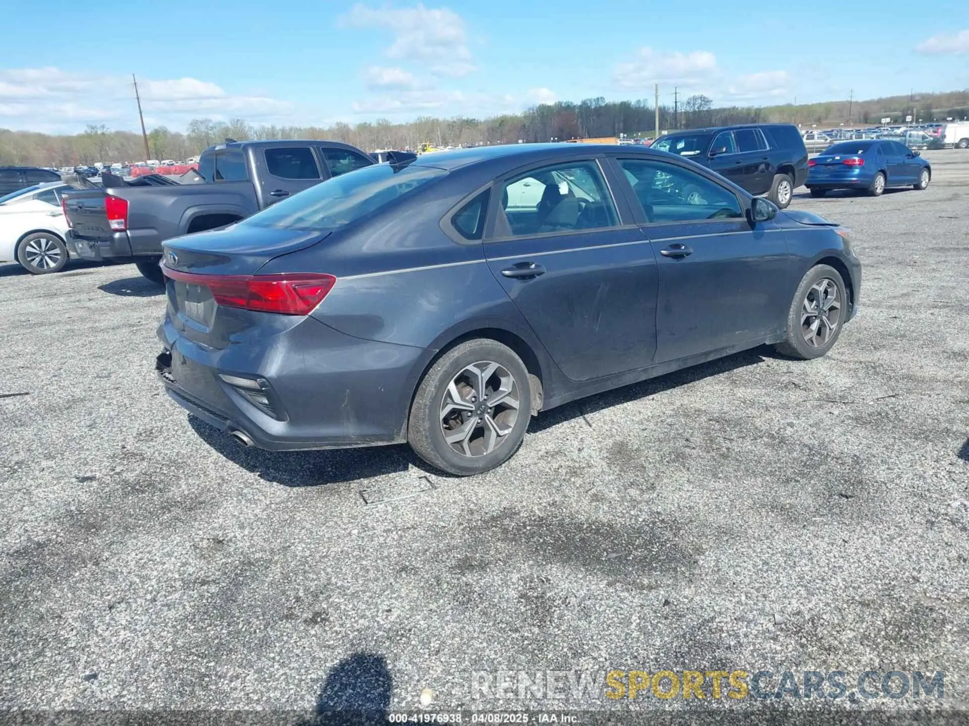 4 Photograph of a damaged car 3KPF24AD7ME329787 KIA FORTE 2021