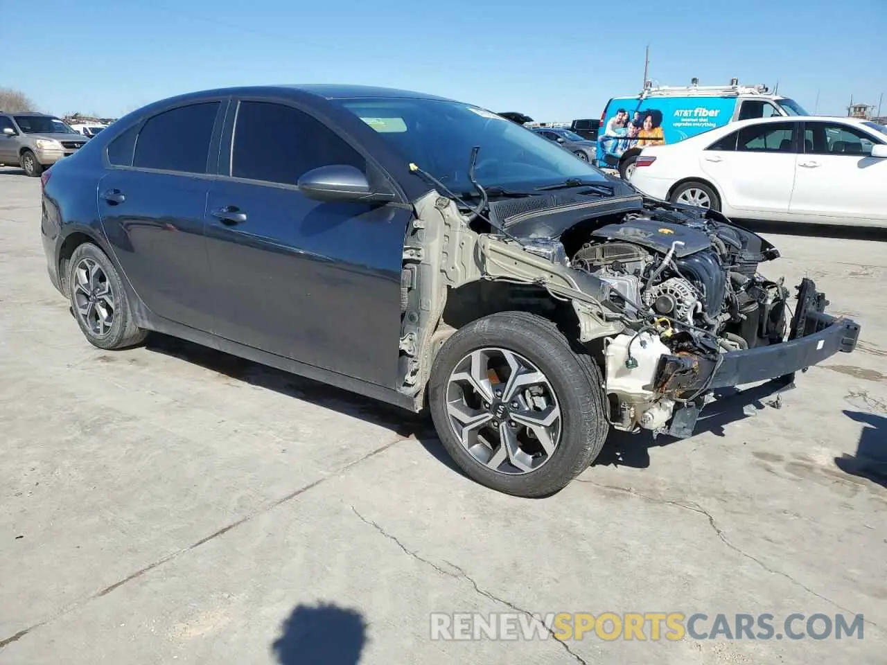 4 Photograph of a damaged car 3KPF24AD7ME337937 KIA FORTE 2021