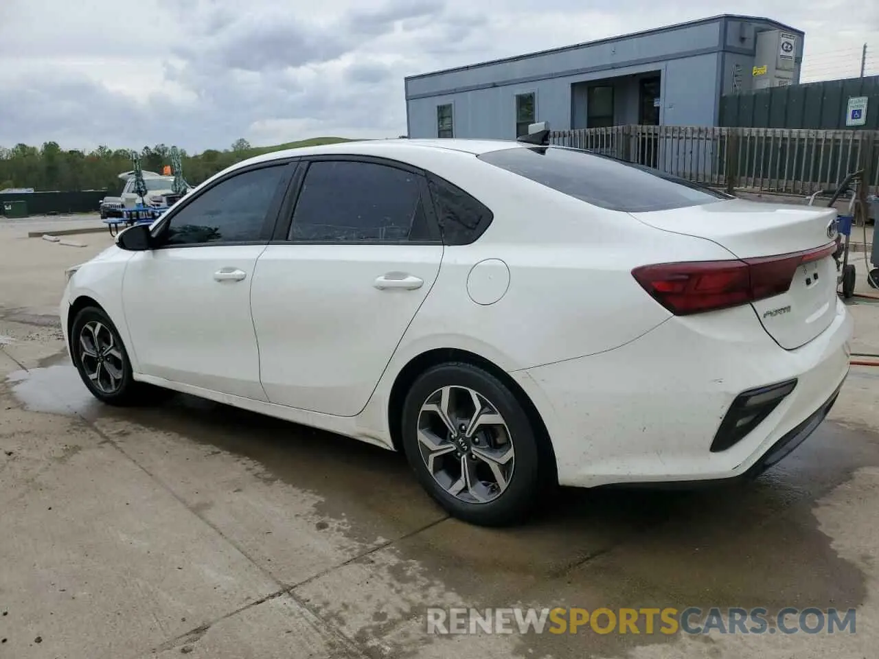 2 Photograph of a damaged car 3KPF24AD7ME346895 KIA FORTE 2021