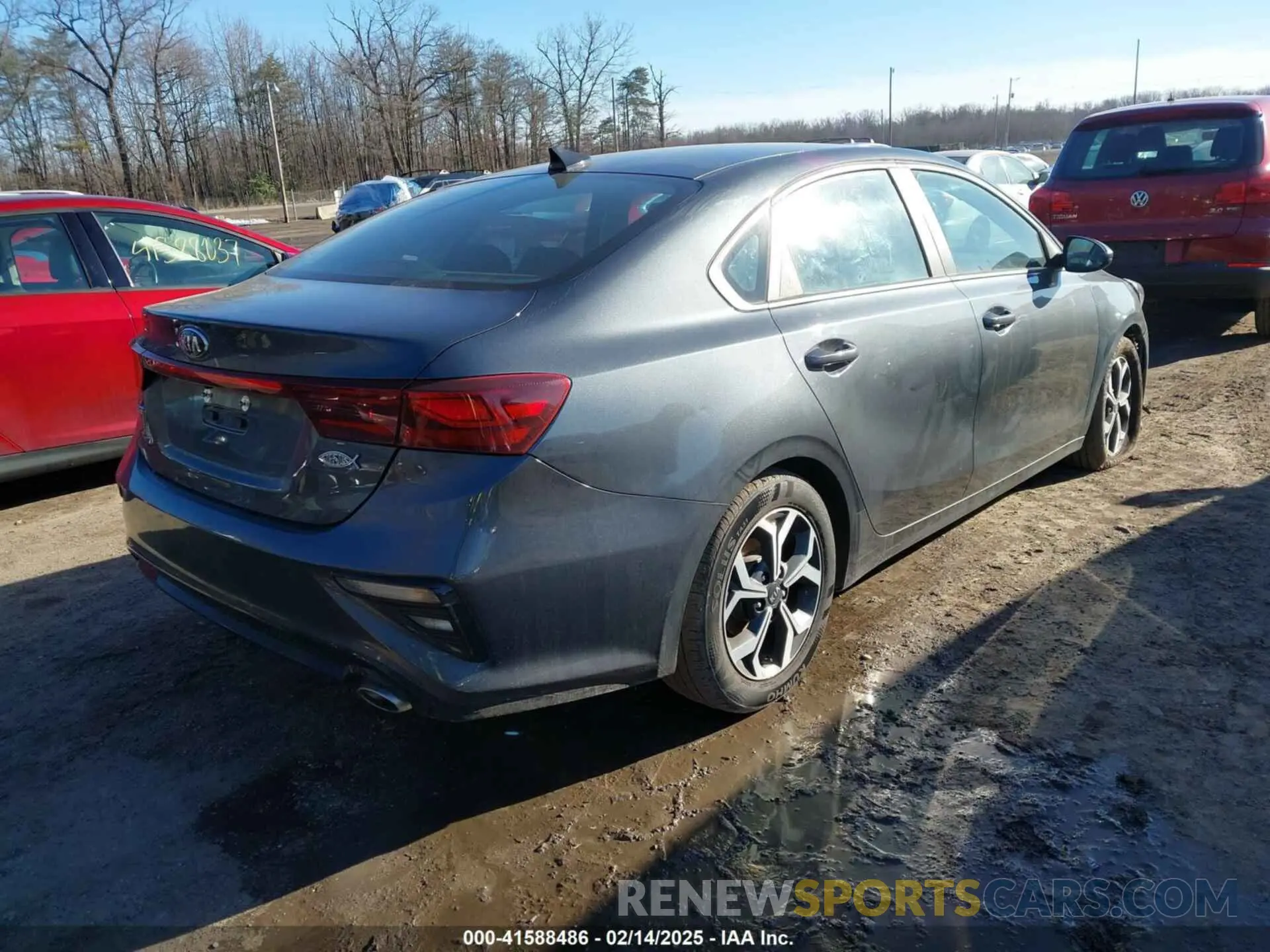 4 Photograph of a damaged car 3KPF24AD7ME348243 KIA FORTE 2021