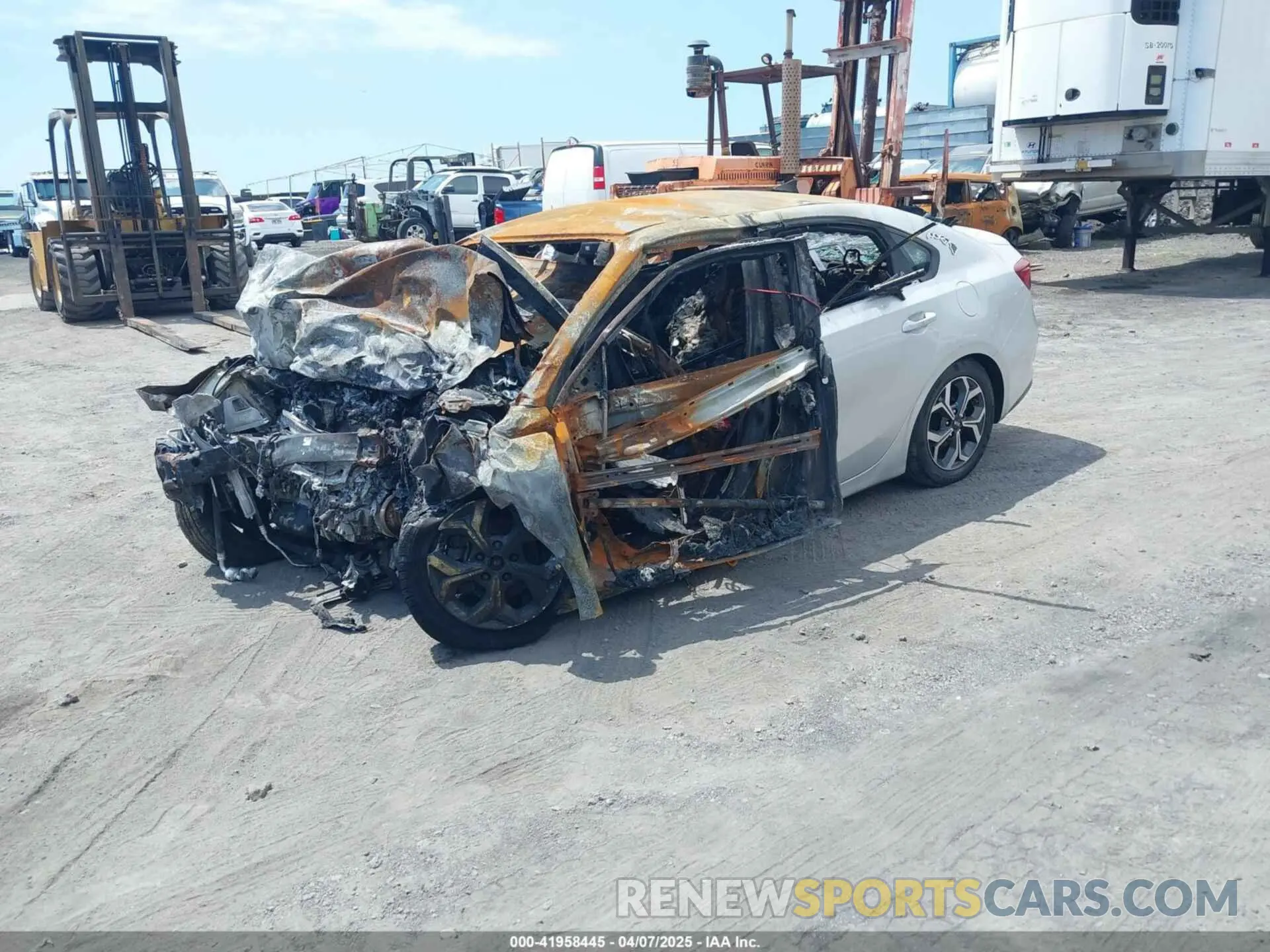 2 Photograph of a damaged car 3KPF24AD7ME350347 KIA FORTE 2021