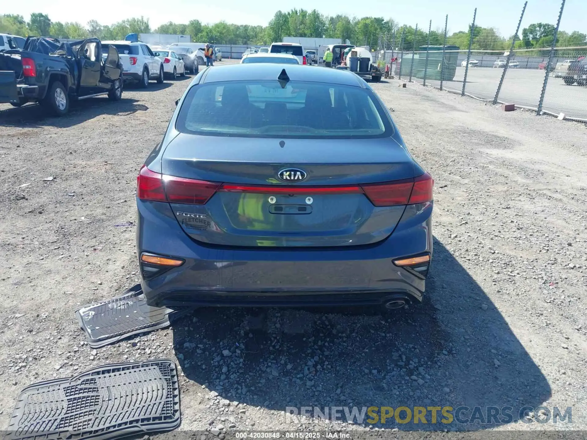 16 Photograph of a damaged car 3KPF24AD7ME353121 KIA FORTE 2021