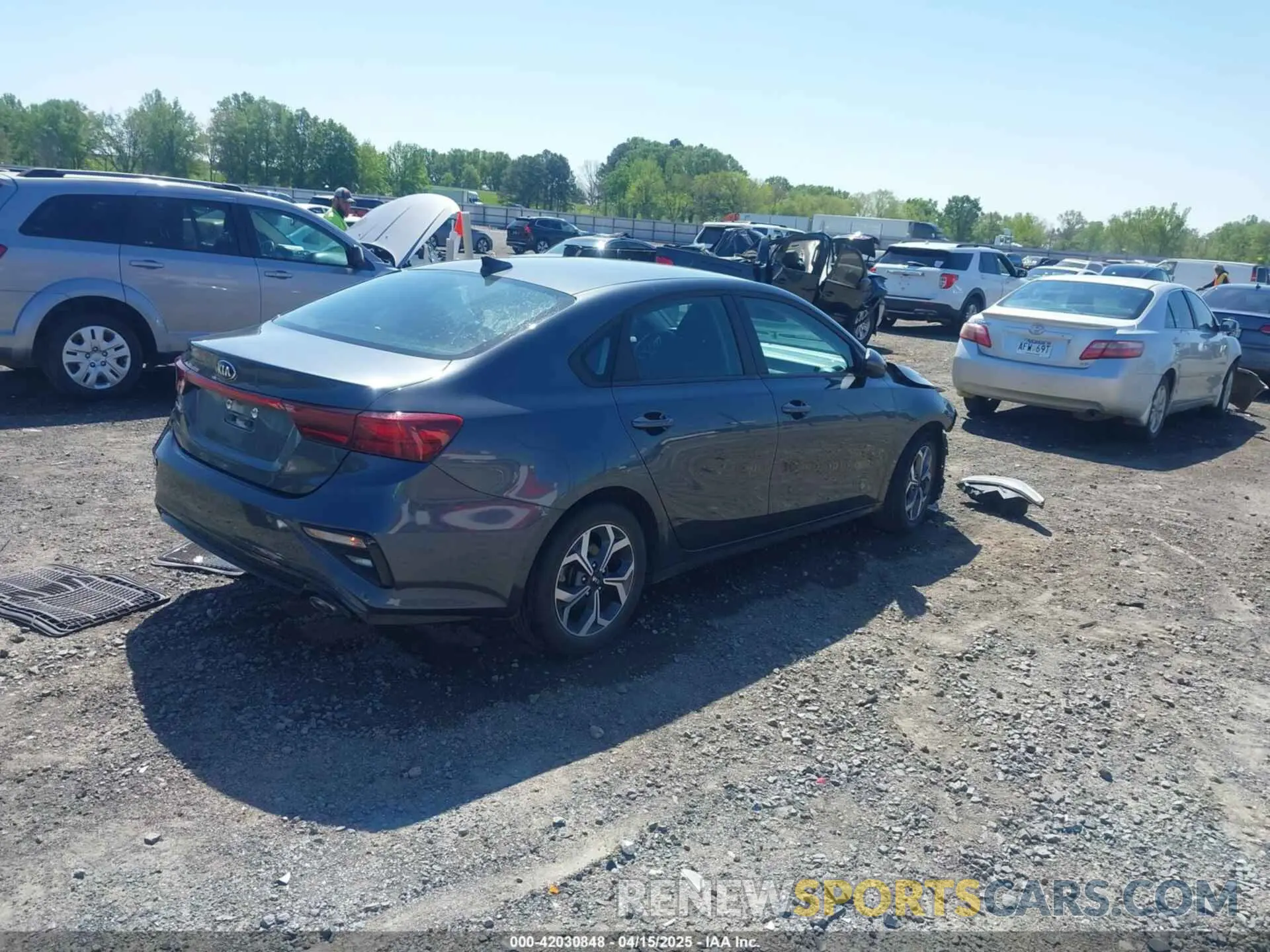 4 Photograph of a damaged car 3KPF24AD7ME353121 KIA FORTE 2021