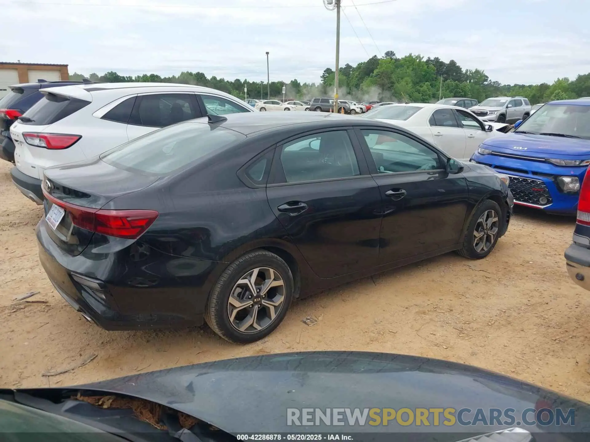 4 Photograph of a damaged car 3KPF24AD7ME355726 KIA FORTE 2021