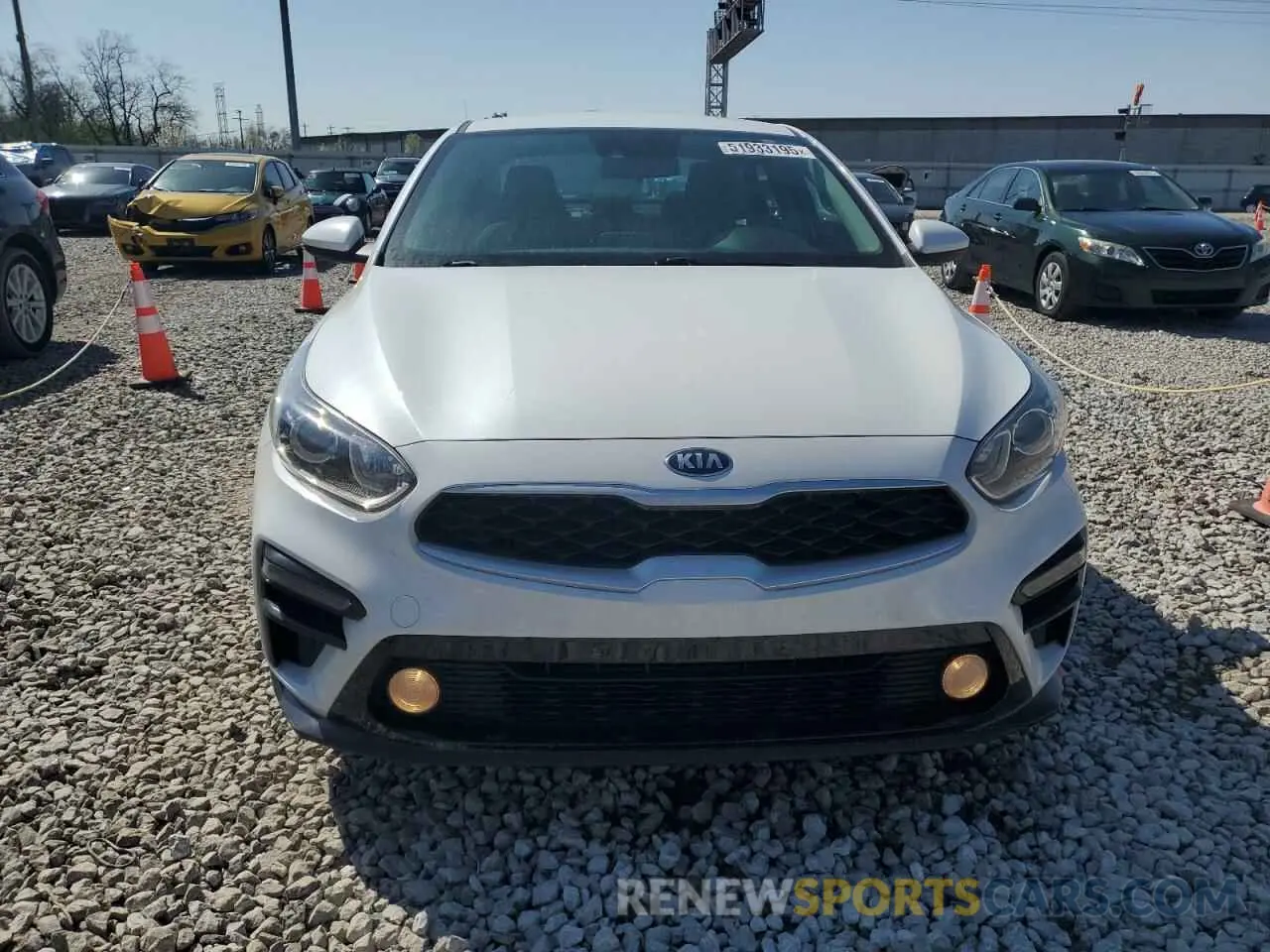 5 Photograph of a damaged car 3KPF24AD7ME359212 KIA FORTE 2021