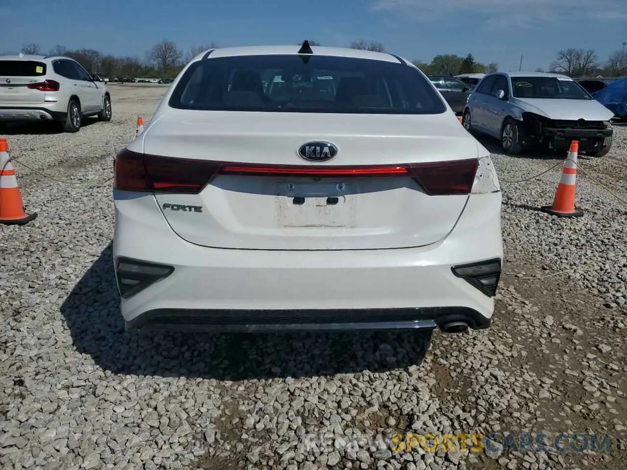 6 Photograph of a damaged car 3KPF24AD7ME359212 KIA FORTE 2021