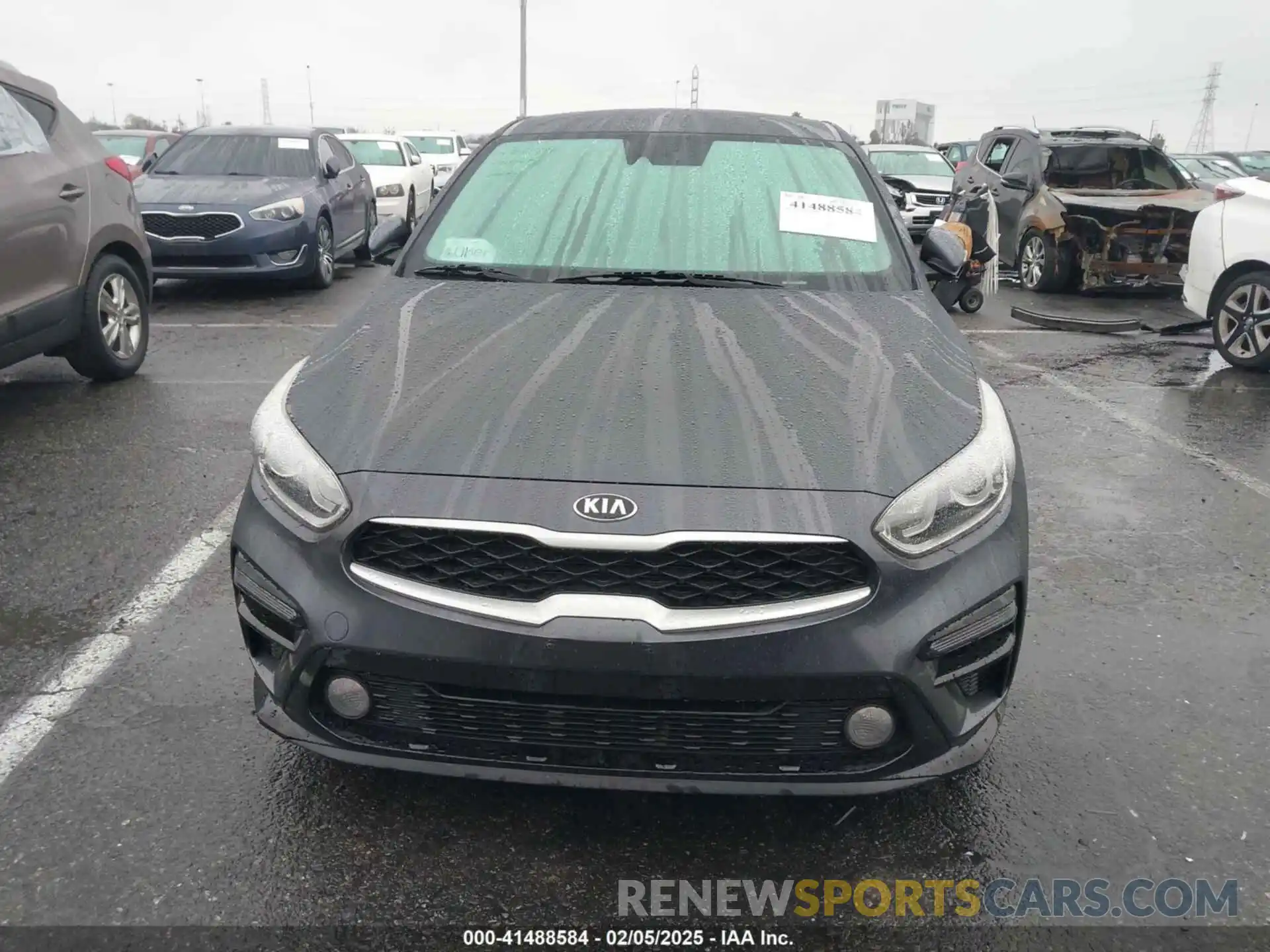 13 Photograph of a damaged car 3KPF24AD7ME376432 KIA FORTE 2021