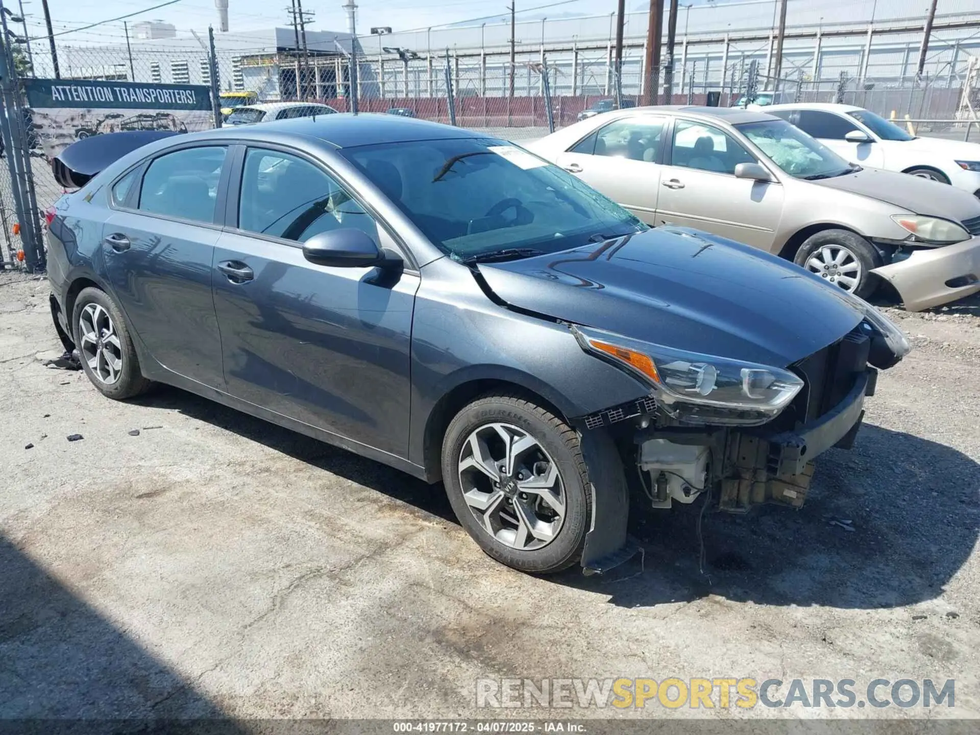 1 Photograph of a damaged car 3KPF24AD7ME406545 KIA FORTE 2021