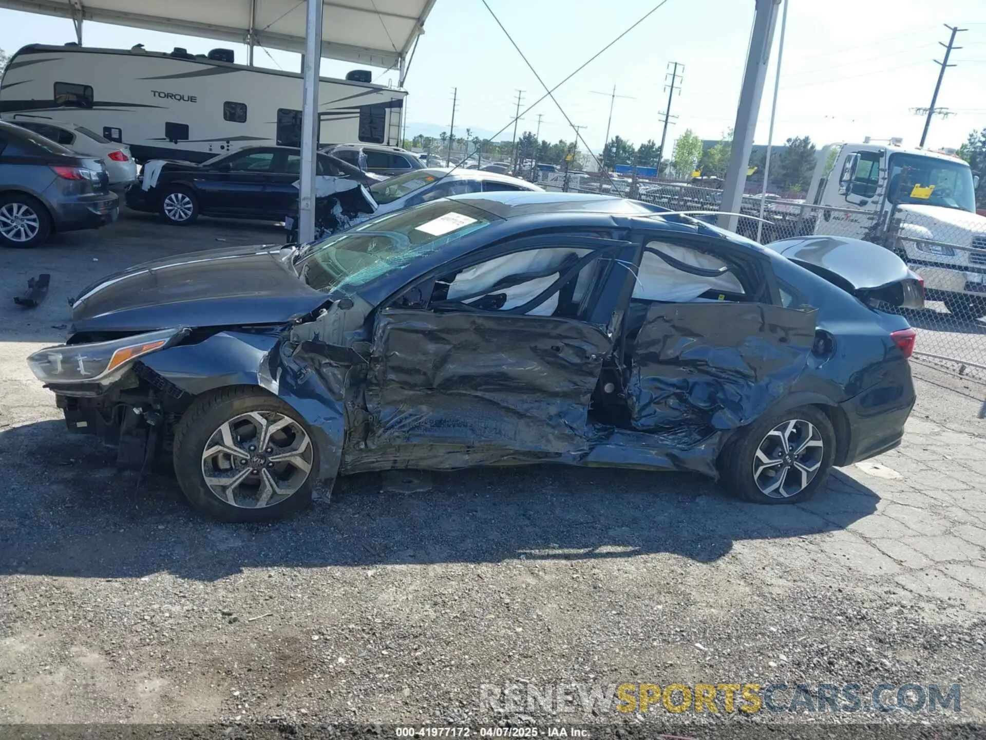15 Photograph of a damaged car 3KPF24AD7ME406545 KIA FORTE 2021