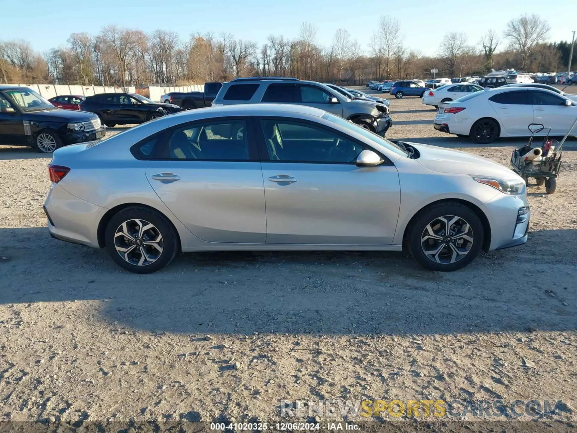 13 Photograph of a damaged car 3KPF24AD8ME268532 KIA FORTE 2021