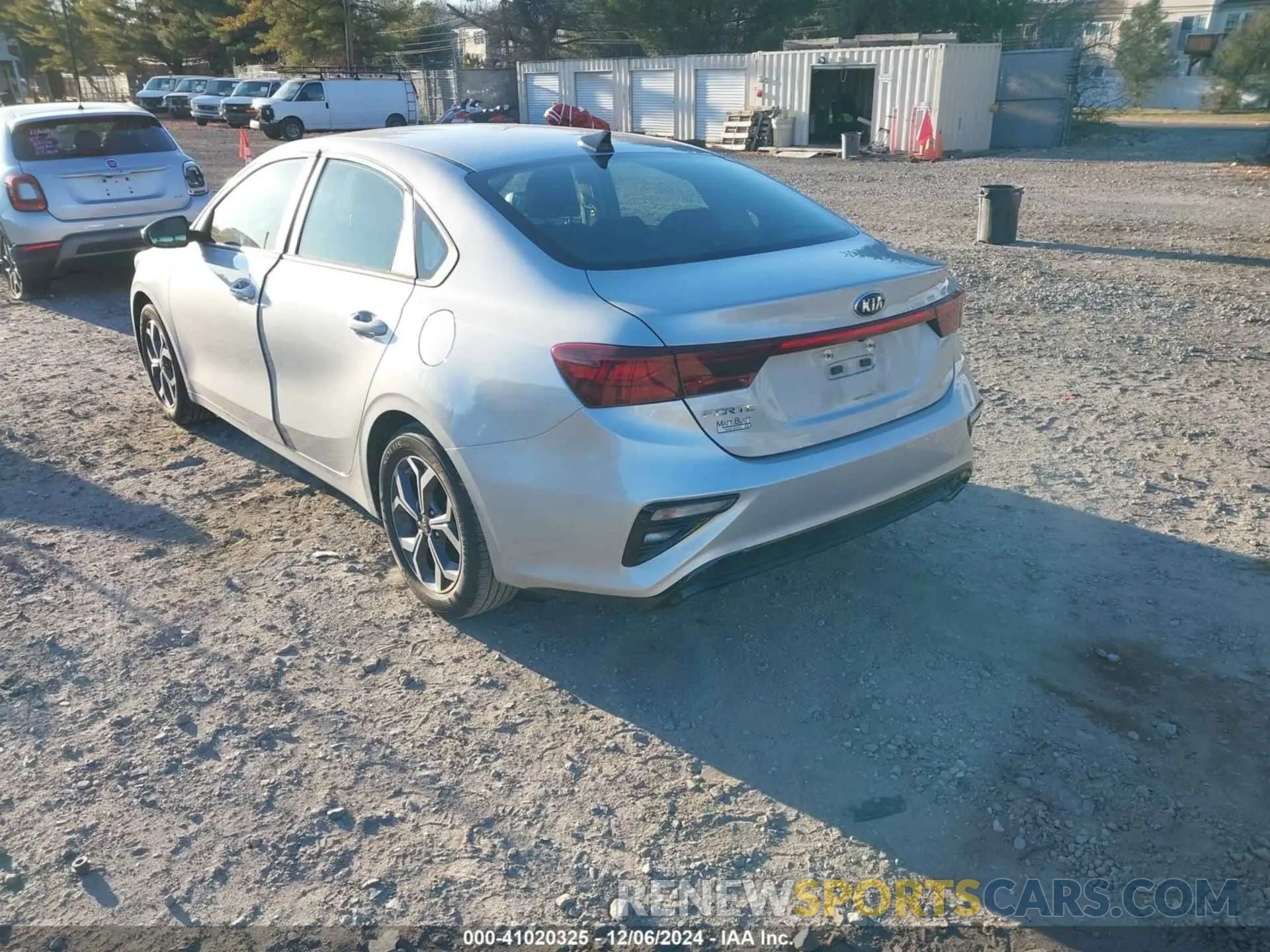 3 Photograph of a damaged car 3KPF24AD8ME268532 KIA FORTE 2021
