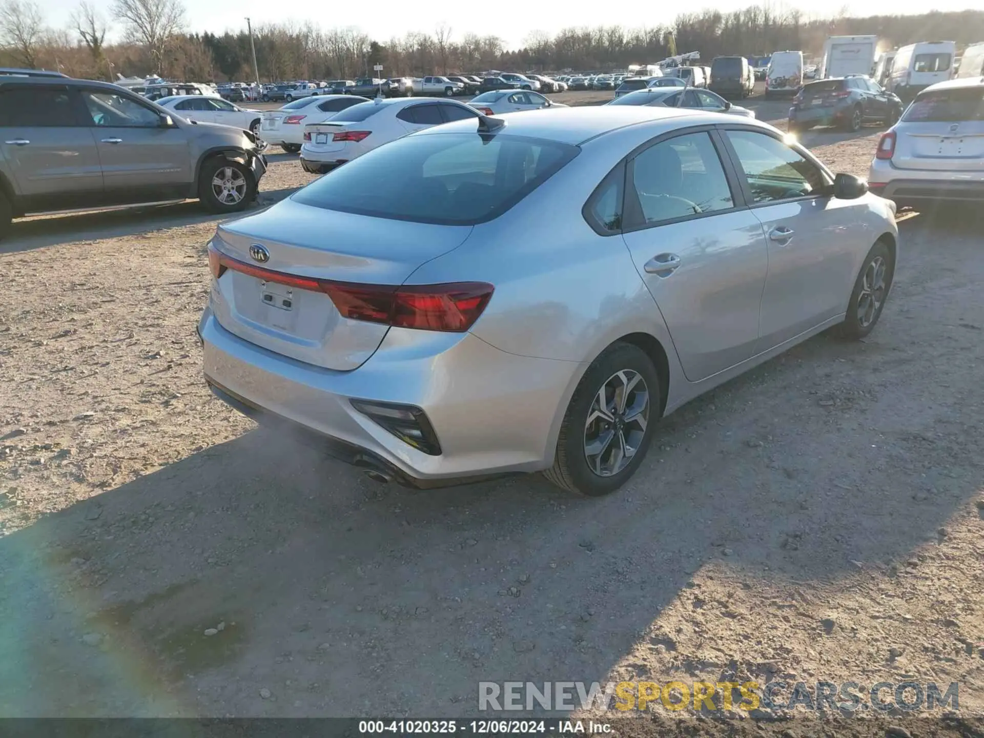 4 Photograph of a damaged car 3KPF24AD8ME268532 KIA FORTE 2021